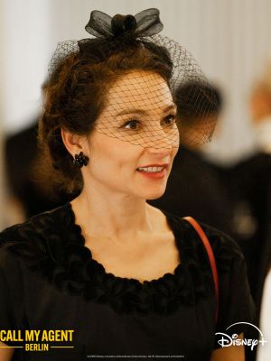 Janina Elkin
