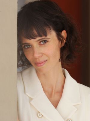 Anne Bolik